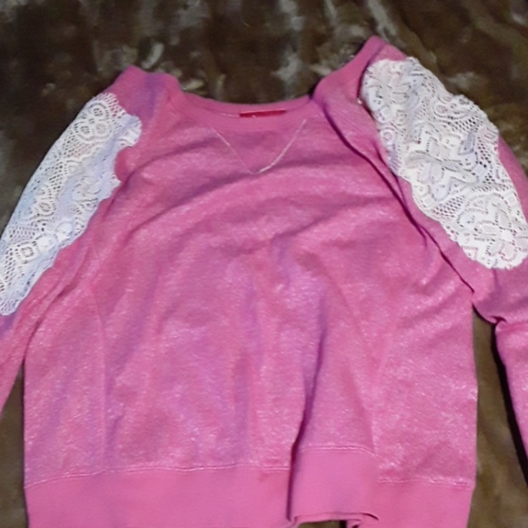 Sweater - Picture 1 of 2